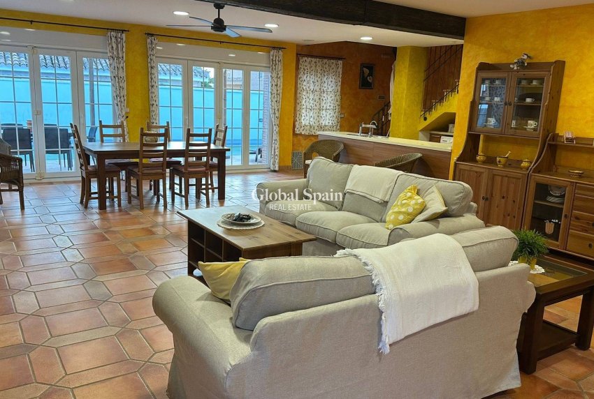 Resale - VILLA -
LA MANGA DEL MAR MENOR - Playa Principe