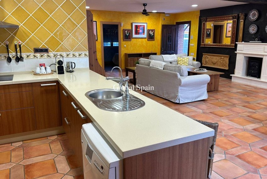 Resale - VILLA -
LA MANGA DEL MAR MENOR - Playa Principe