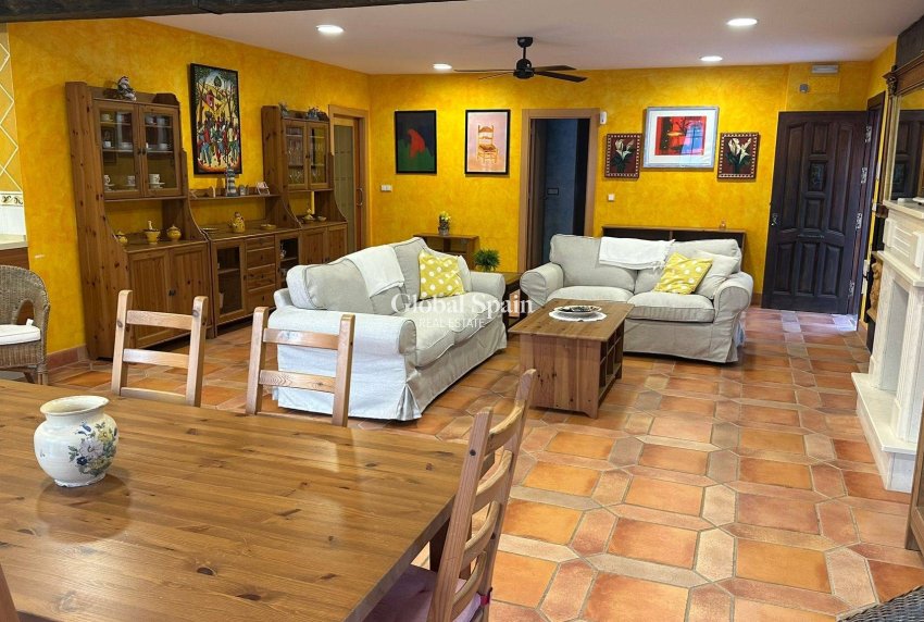 Resale - VILLA -
LA MANGA DEL MAR MENOR - Playa Principe