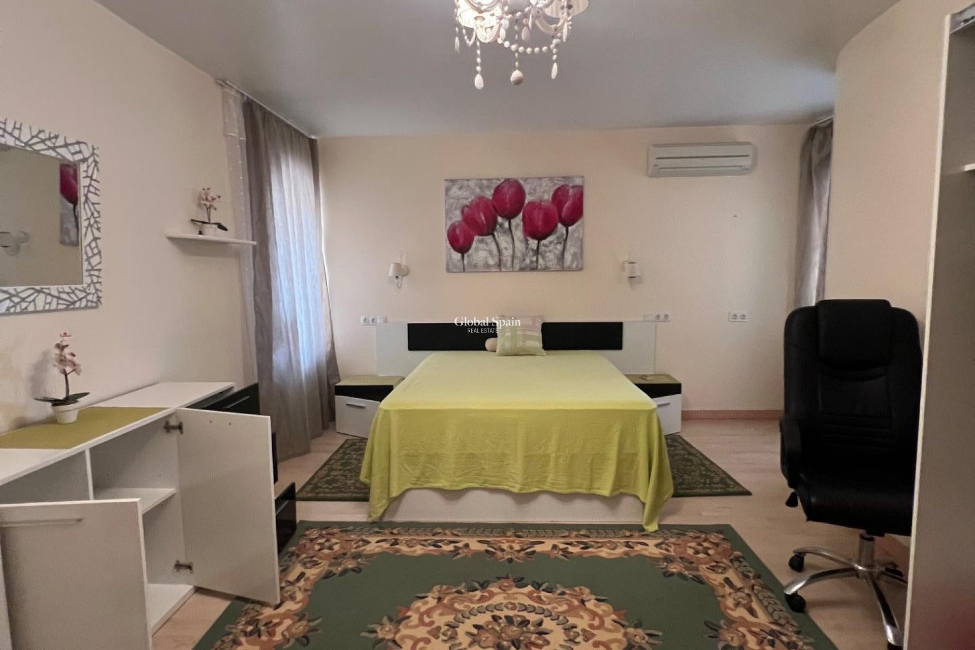 Resale - VILLA -
LA MANGA DEL MAR MENOR - Veneziola