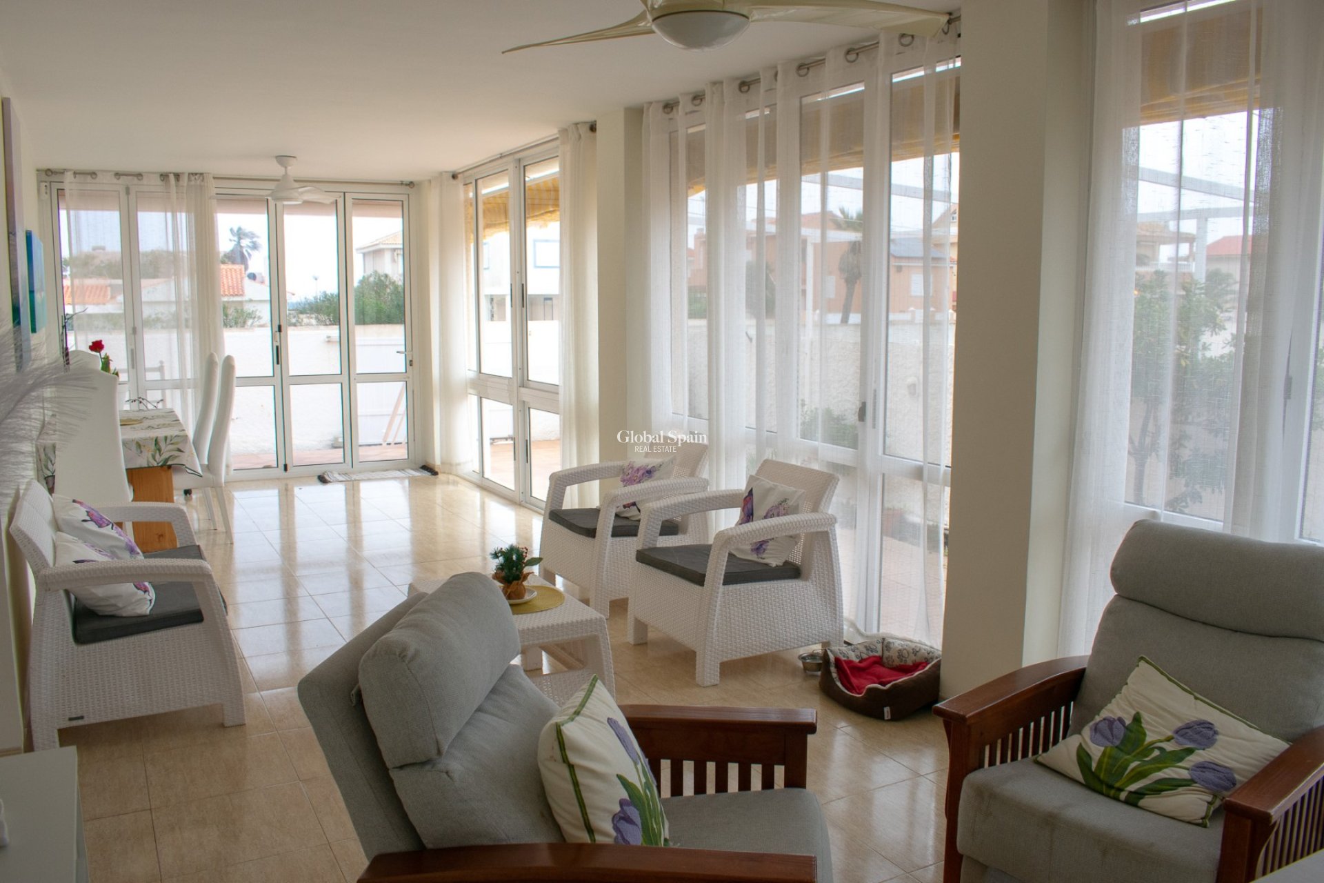 Resale - VILLA -
LA MANGA DEL MAR MENOR