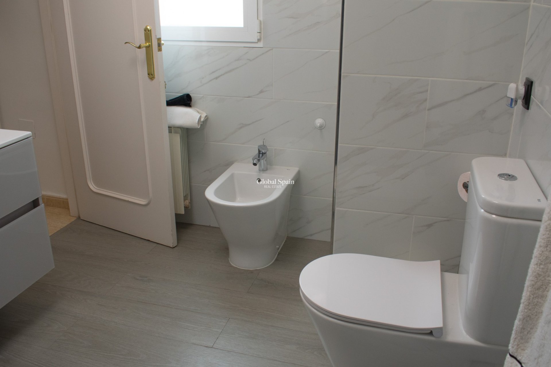 Resale - VILLA -
LA MANGA DEL MAR MENOR