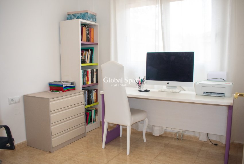 Resale - VILLA -
LA MANGA DEL MAR MENOR