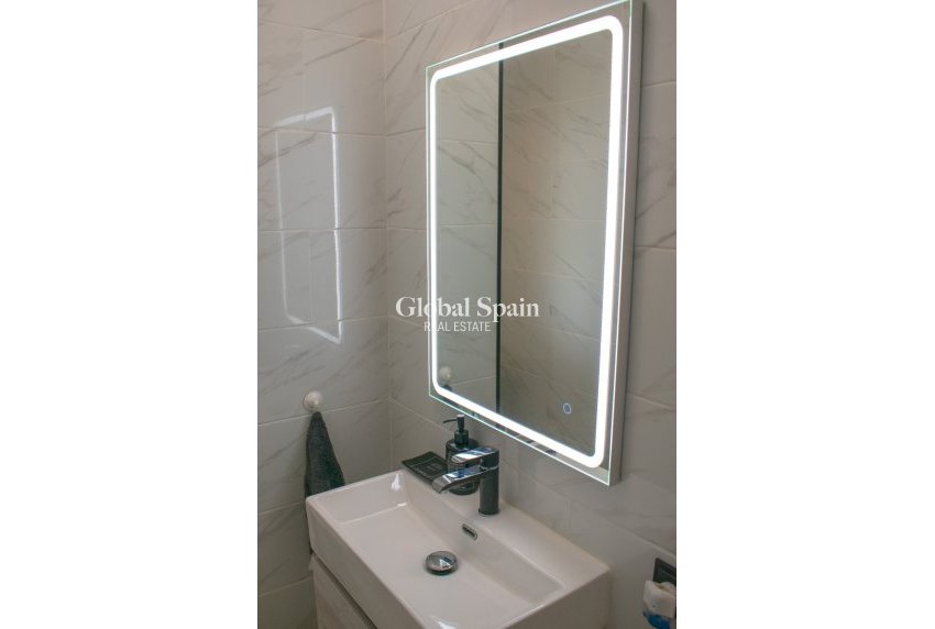 Resale - VILLA -
LA MANGA DEL MAR MENOR