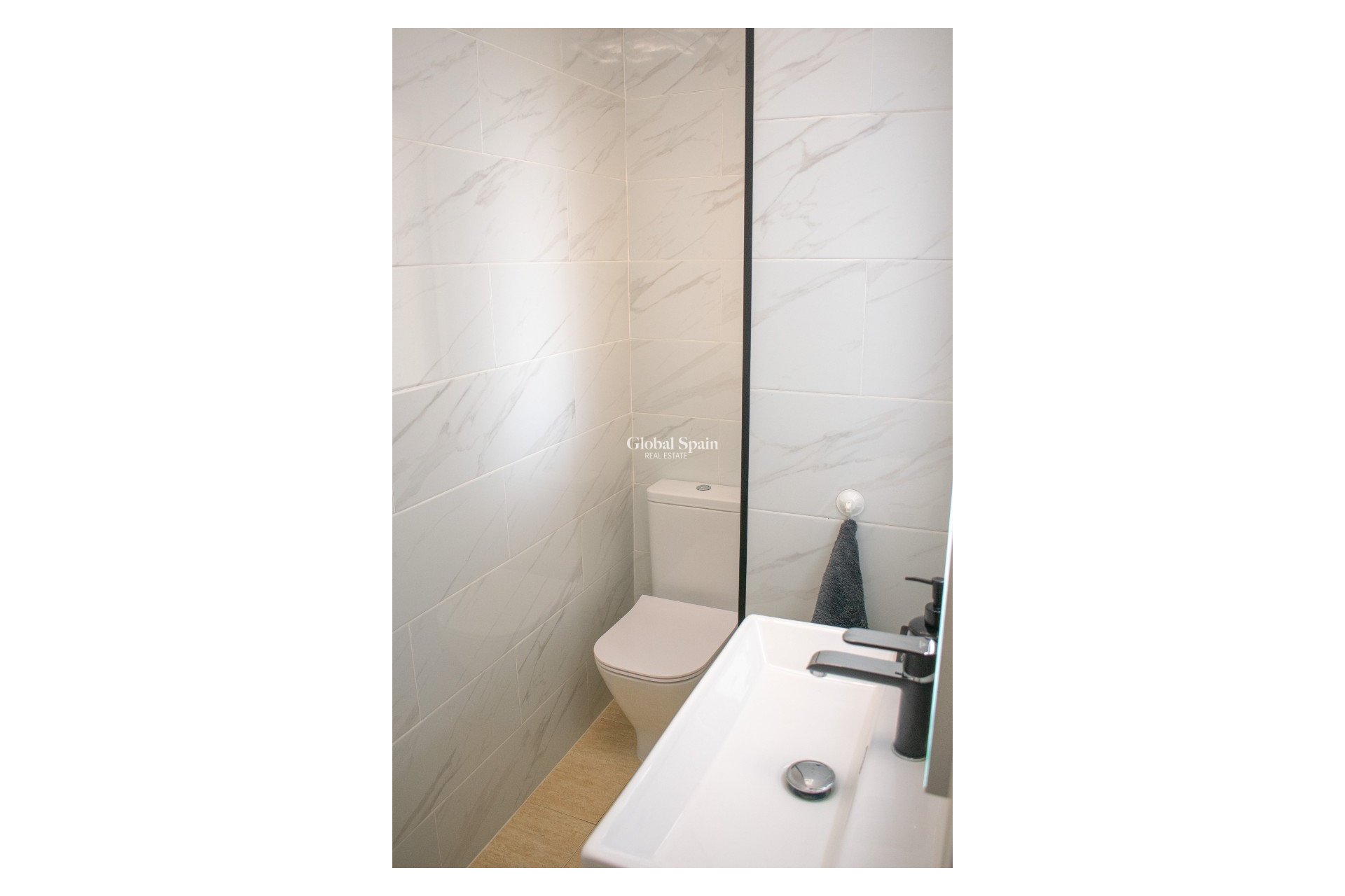 Resale - VILLA -
LA MANGA DEL MAR MENOR