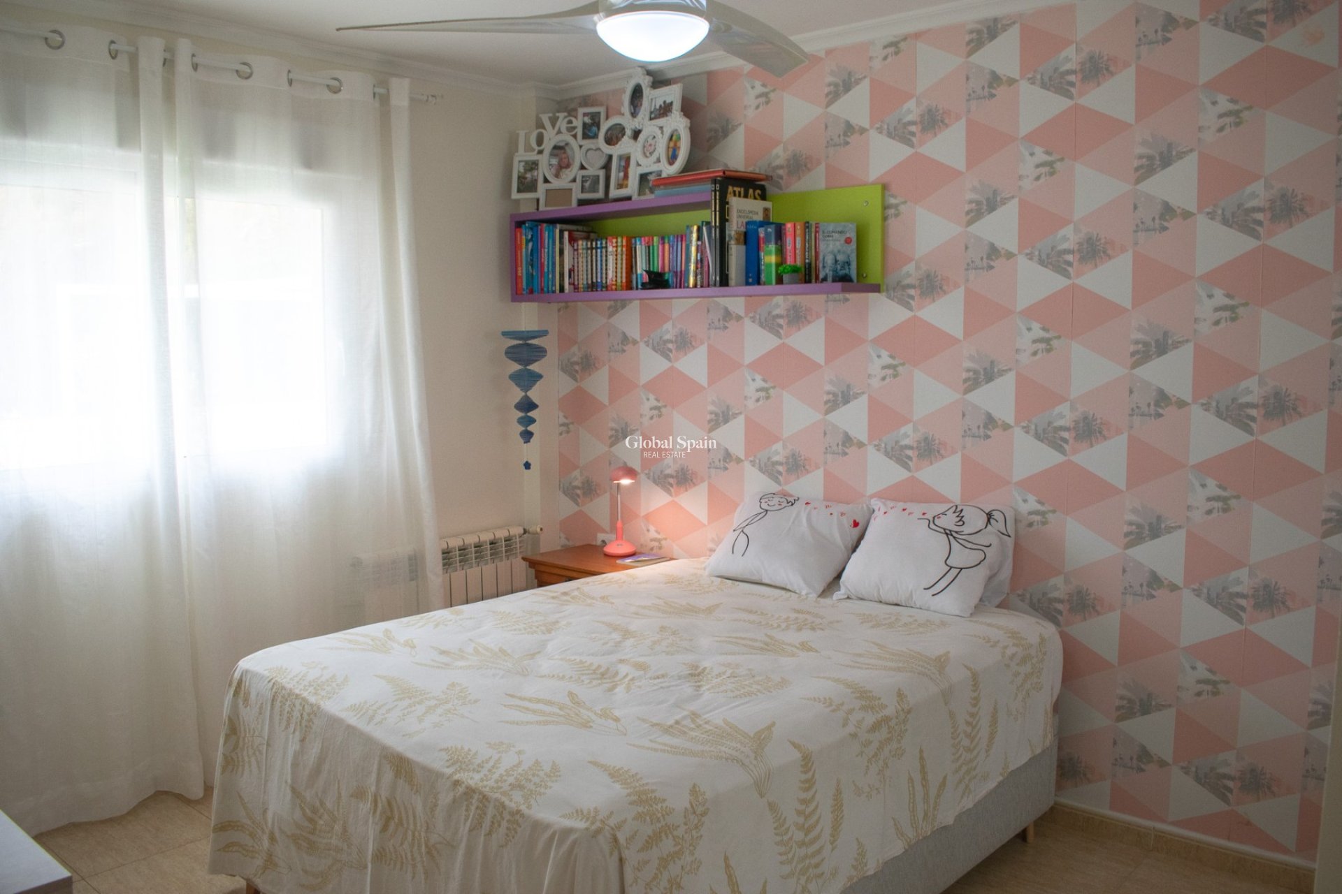 Resale - VILLA -
LA MANGA DEL MAR MENOR