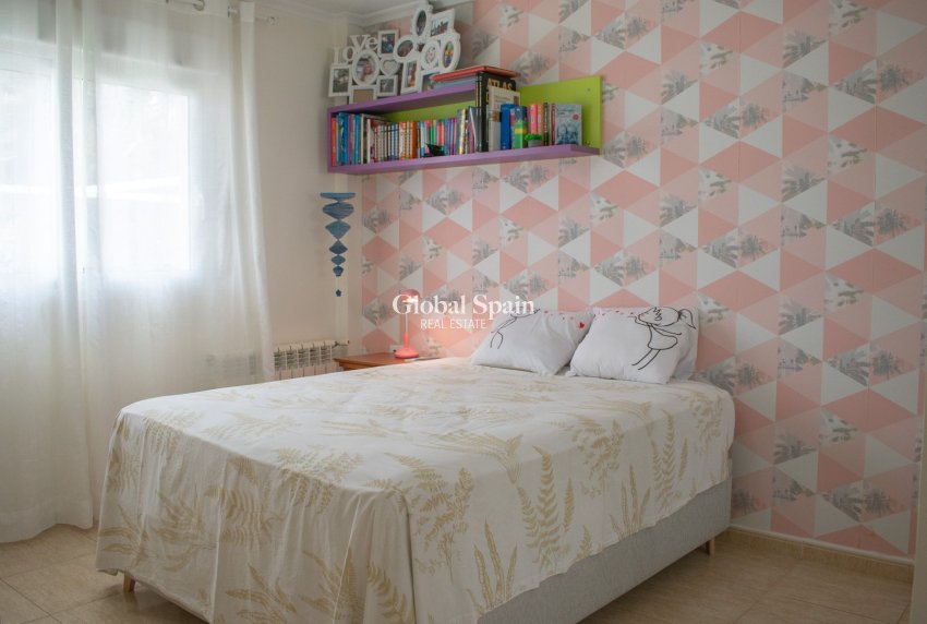 Resale - VILLA -
LA MANGA DEL MAR MENOR