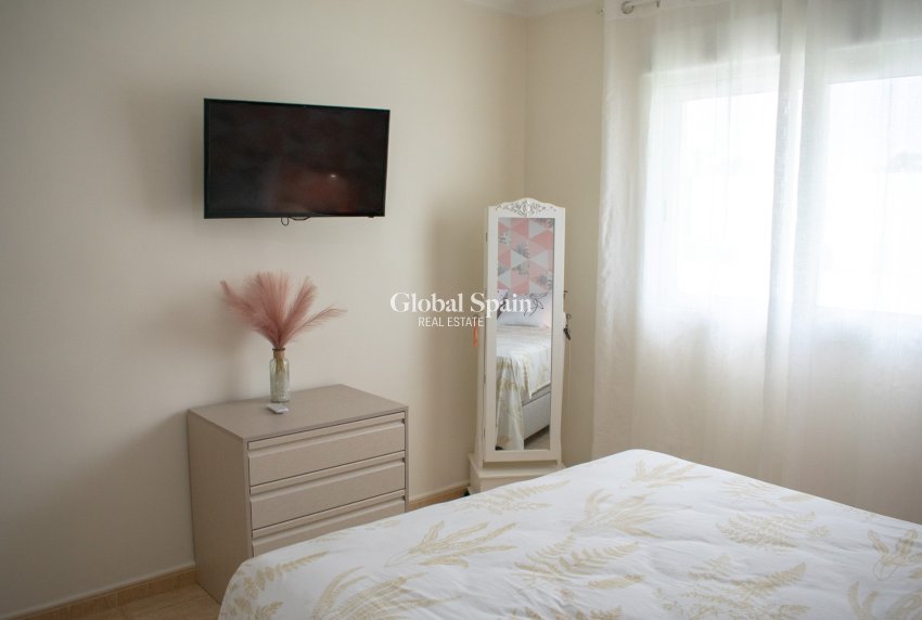 Resale - VILLA -
LA MANGA DEL MAR MENOR