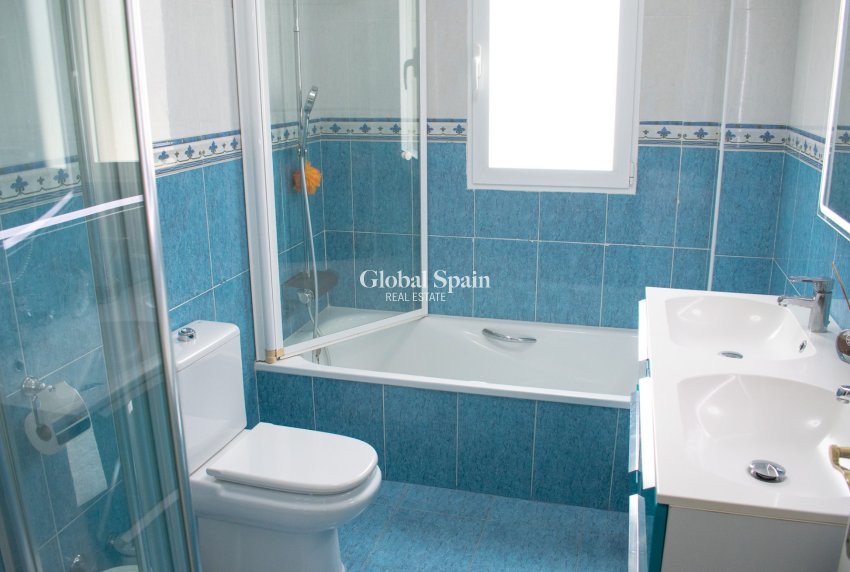 Resale - VILLA -
LA MANGA DEL MAR MENOR