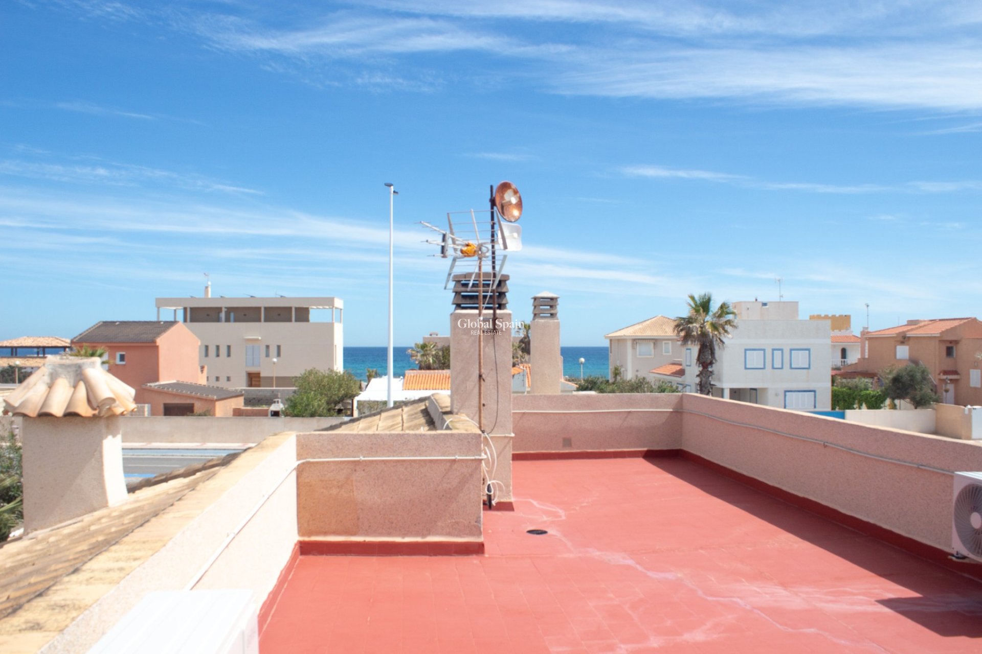 Resale - VILLA -
LA MANGA DEL MAR MENOR