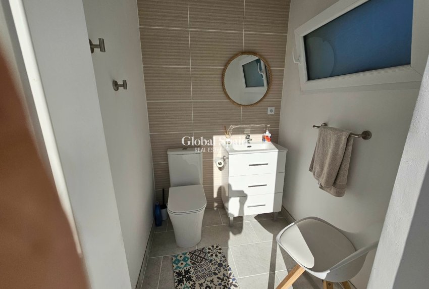 Resale - VILLA -
LA MARINA