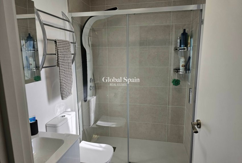 Resale - VILLA -
LA MARINA