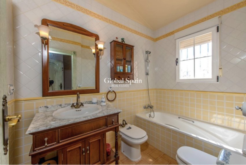 Resale - VILLA -
LA MATA - Costa Blanca