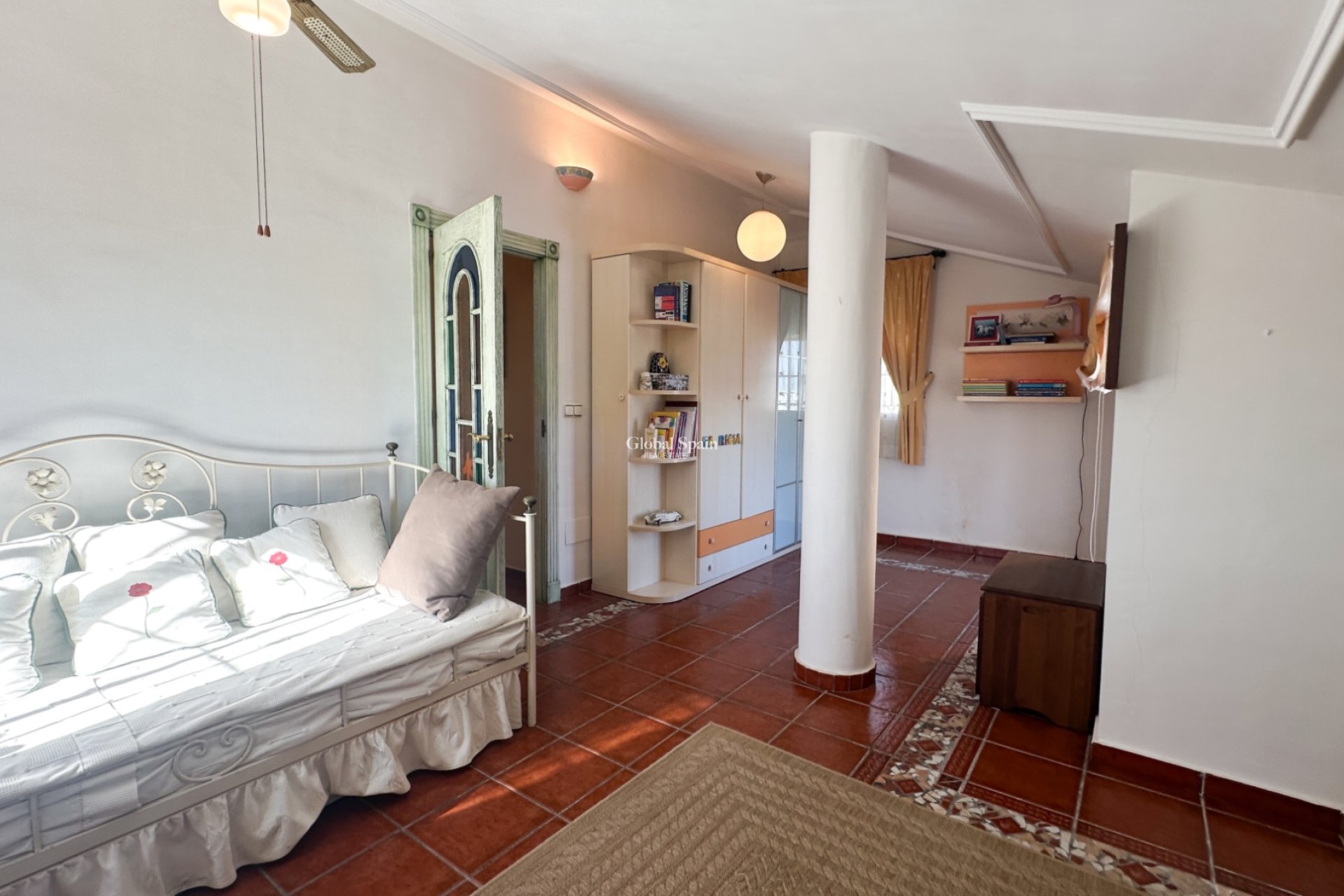 Resale - VILLA -
LA MATA - Costa Blanca