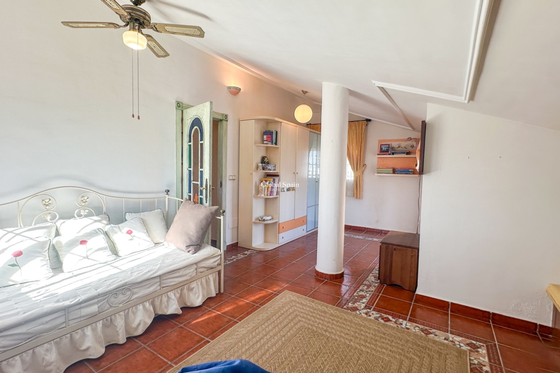 Resale - VILLA -
LA MATA - Costa Blanca