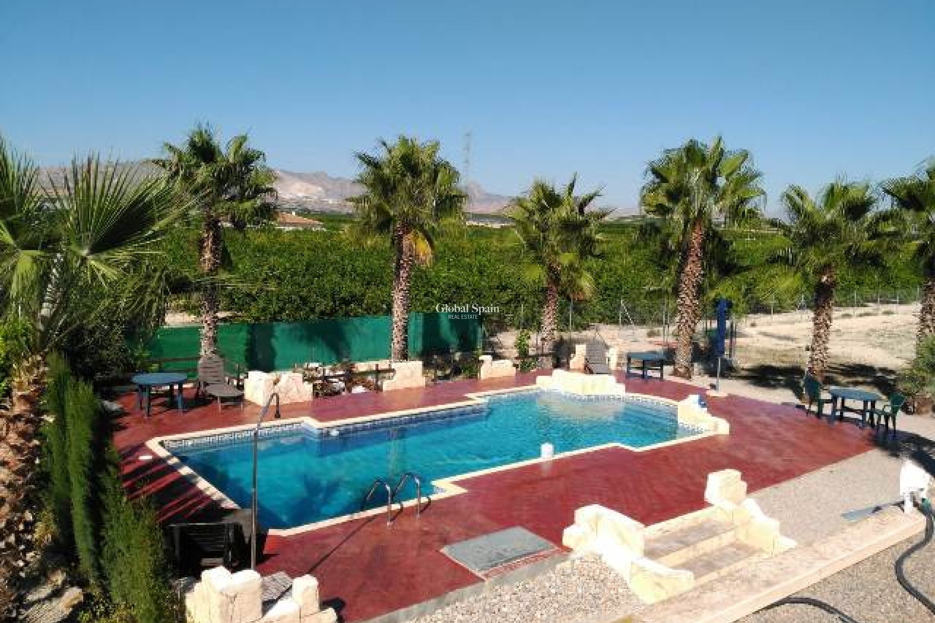 Resale - VILLA -
LA MATANZA - La Matanza