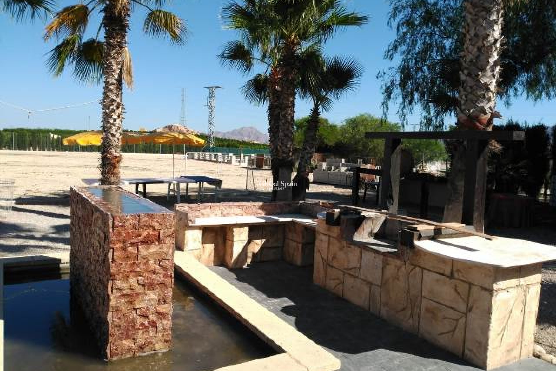 Resale - VILLA -
LA MATANZA - La Matanza