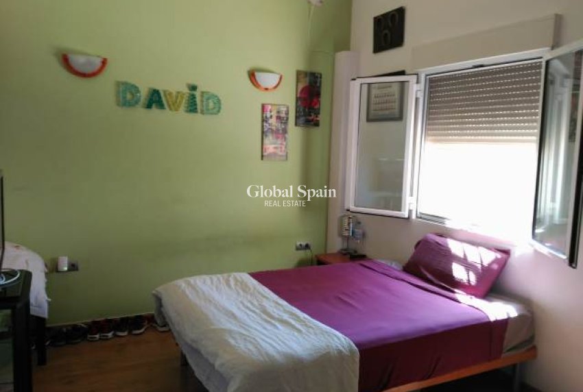 Resale - VILLA -
LA MATANZA - La Matanza