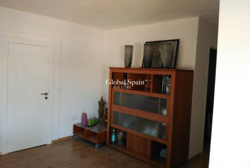 Resale - VILLA -
LA MATANZA - La Matanza