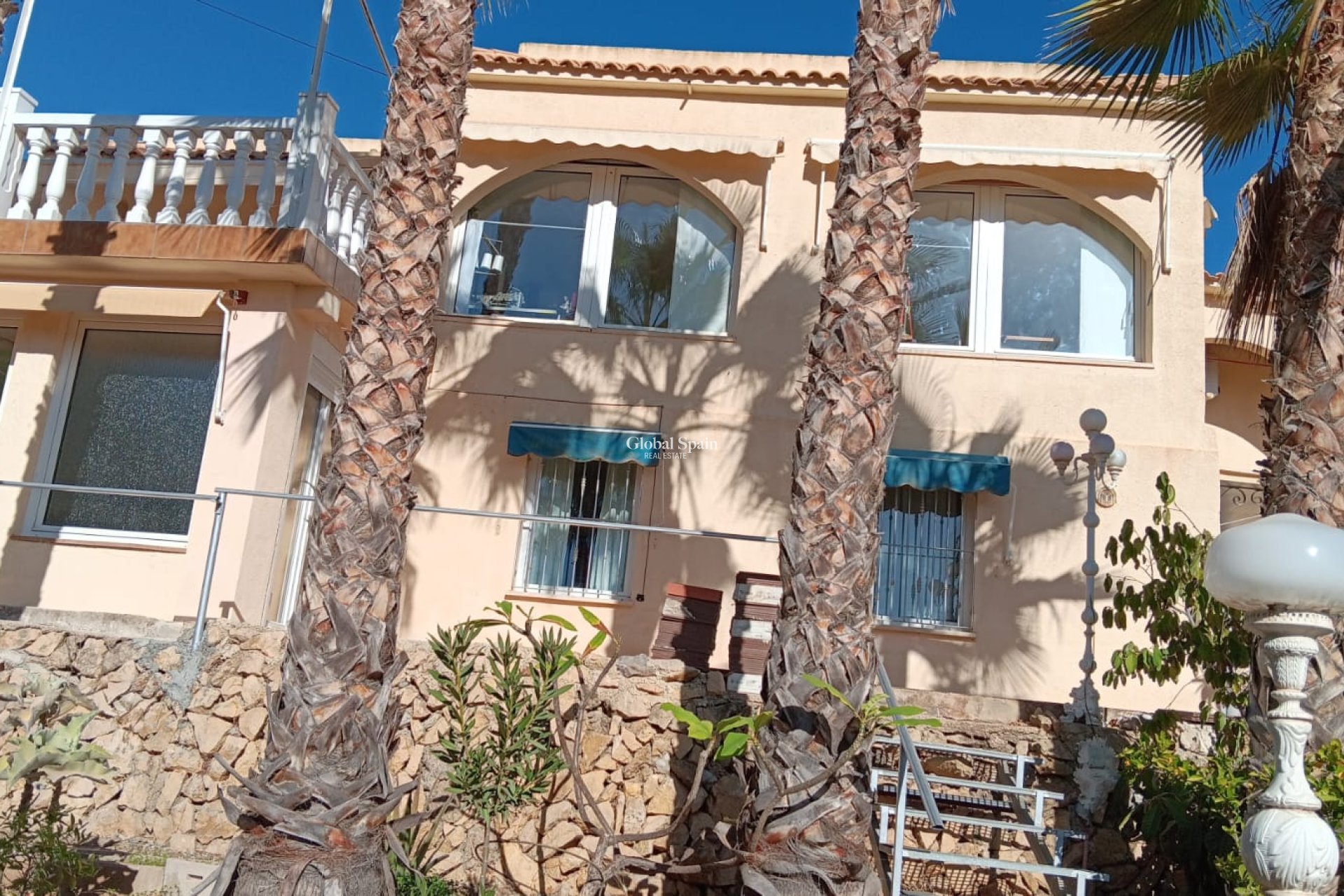 Resale - VILLA -
LA NUCÍA - Costa Blanca