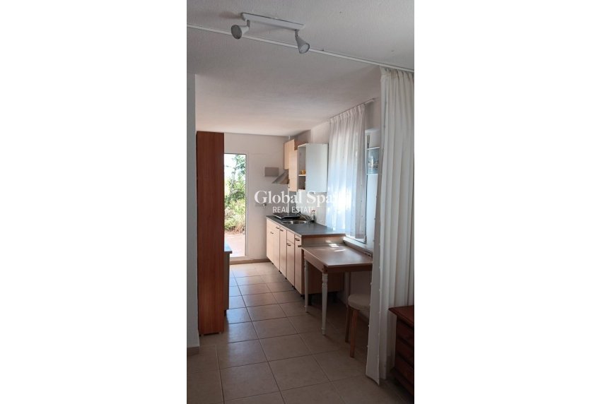 Resale - VILLA -
LA NUCÍA - Costa Blanca