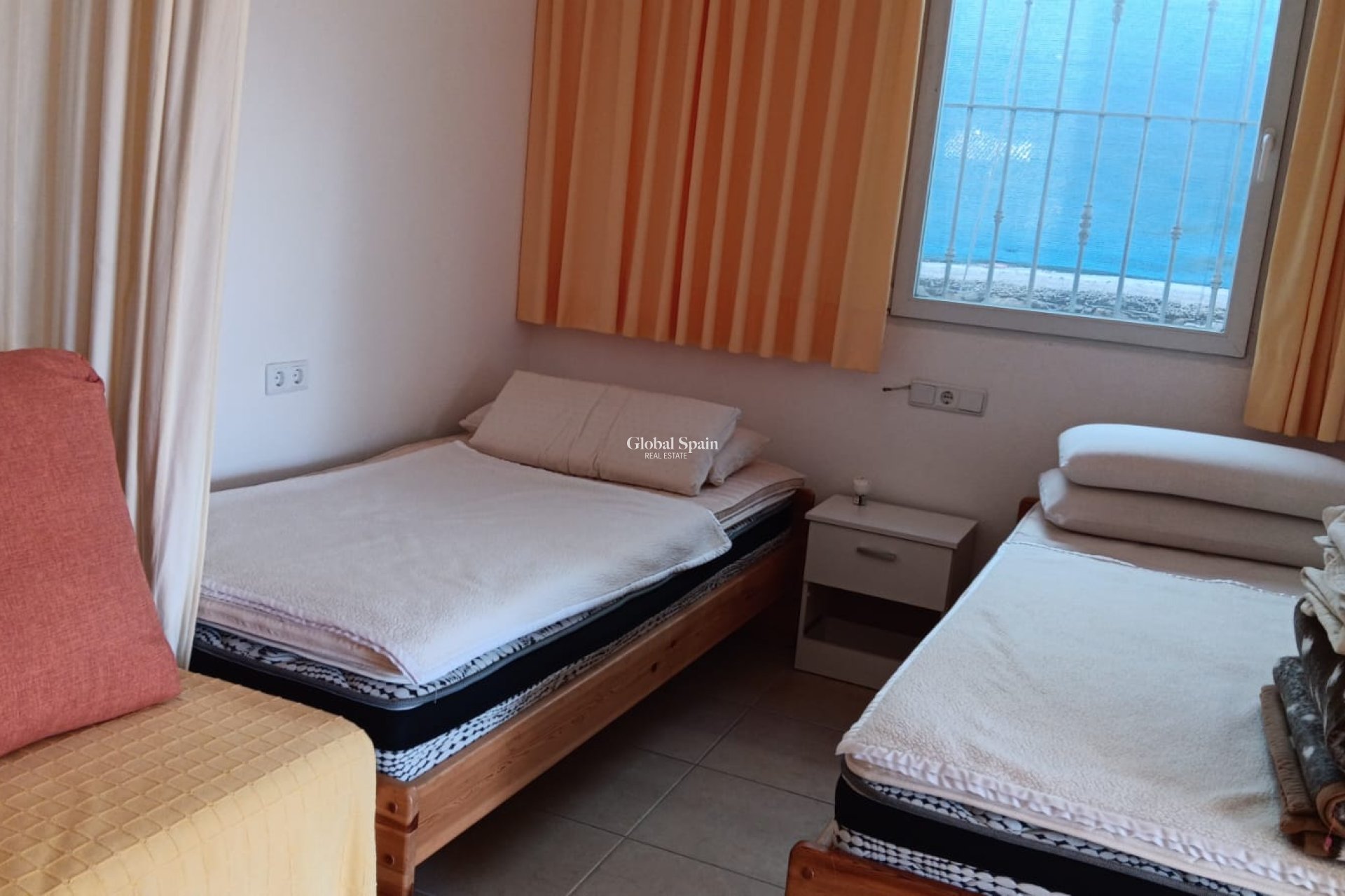 Resale - VILLA -
LA NUCÍA - Costa Blanca