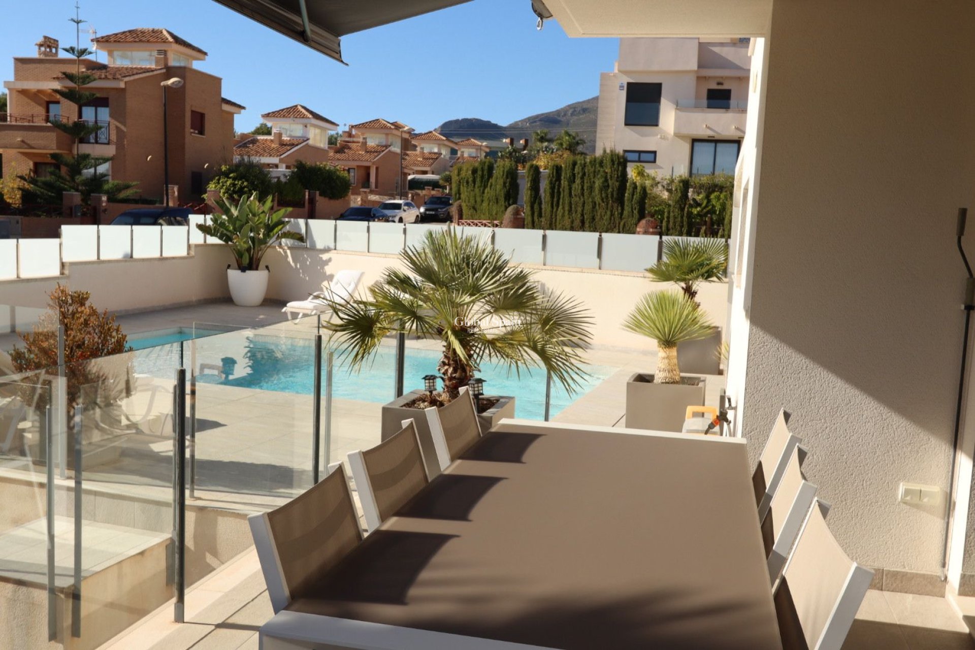 Resale - VILLA -
LA NUCÍA - Costa Blanca