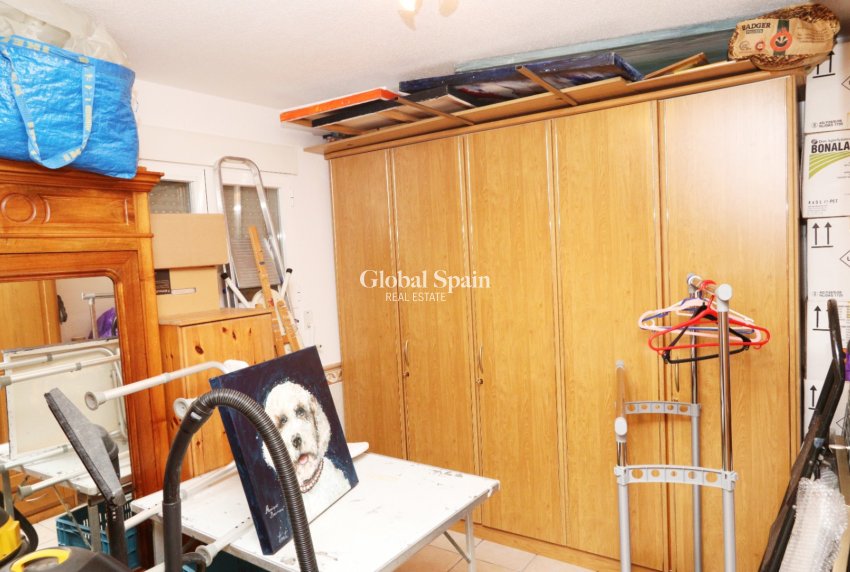 Resale - VILLA -
LA NUCÍA - Costa Blanca