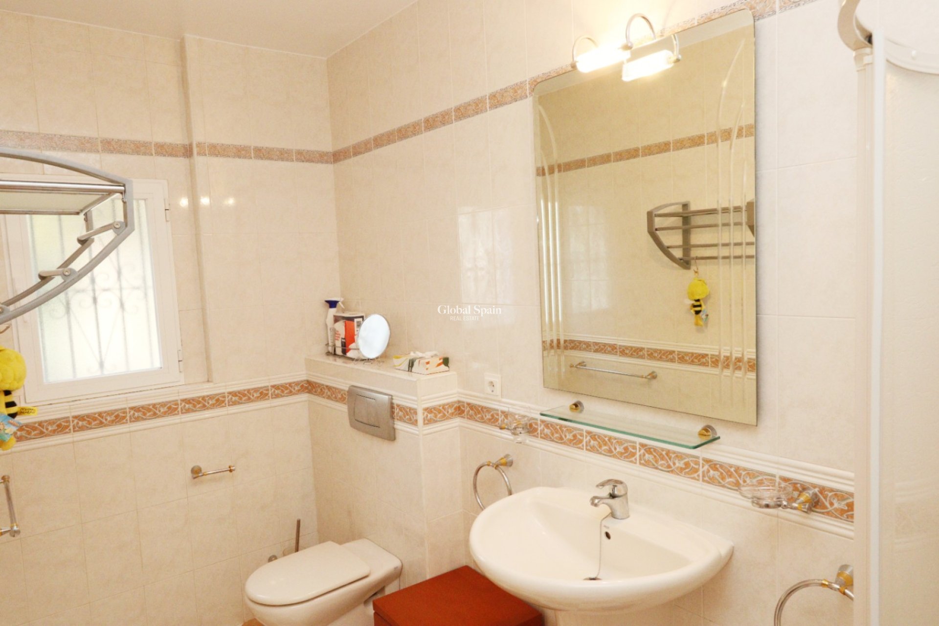 Resale - VILLA -
LA NUCÍA - Costa Blanca