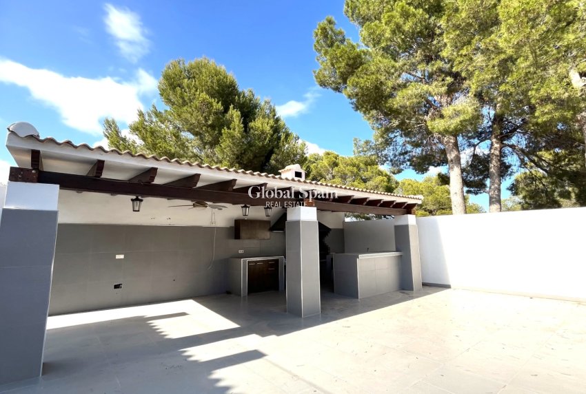 Resale - VILLA -
LA NUCÍA - La nucia