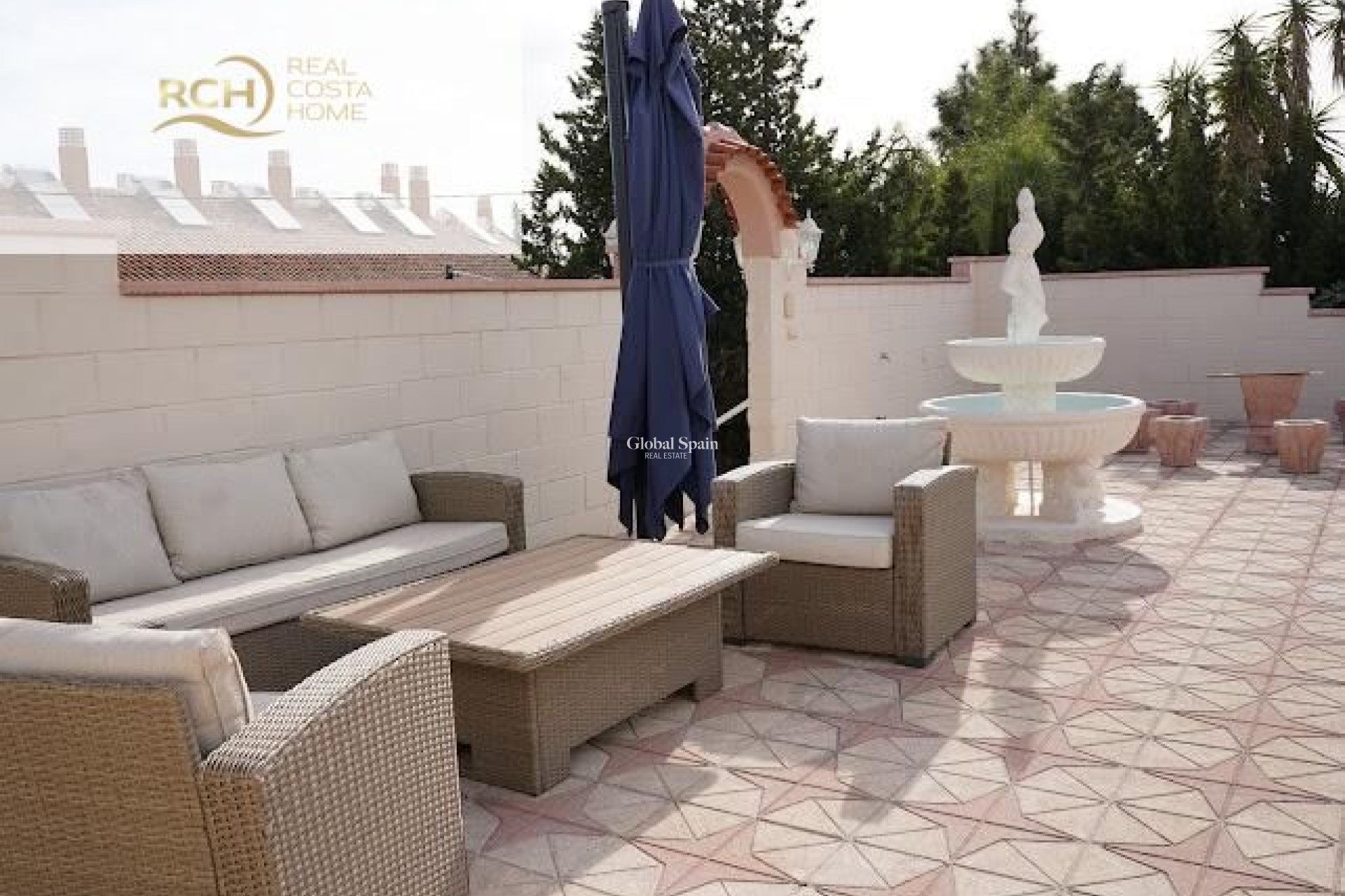 Resale - VILLA -
LA NUCÍA - Montebello - Nou Espai