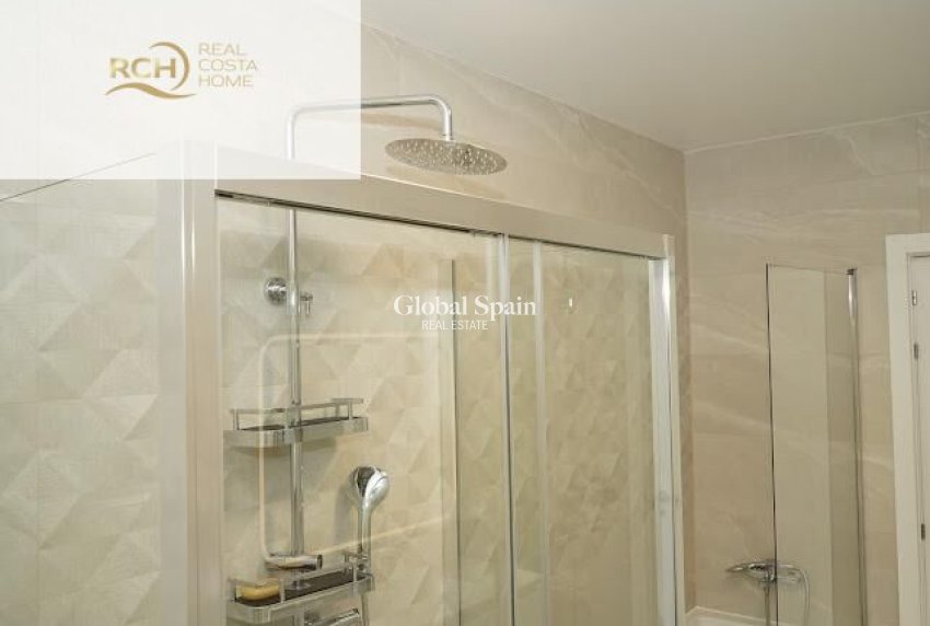 Resale - VILLA -
LA NUCÍA - Montebello - Nou Espai