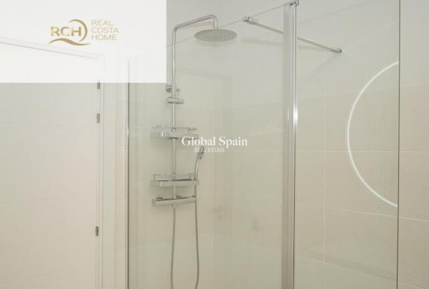 Resale - VILLA -
LA NUCÍA - Montebello - Nou Espai