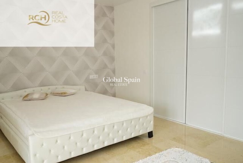 Resale - VILLA -
LA NUCÍA - Montebello - Nou Espai