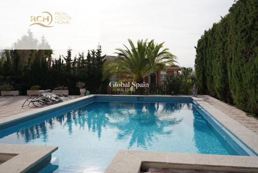 Resale - VILLA -
LA NUCÍA - Montebello - Nou Espai