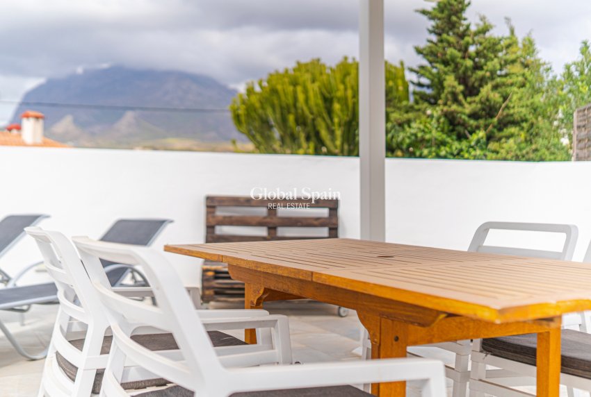 Resale - VILLA -
LA NUCÍA - Panorama