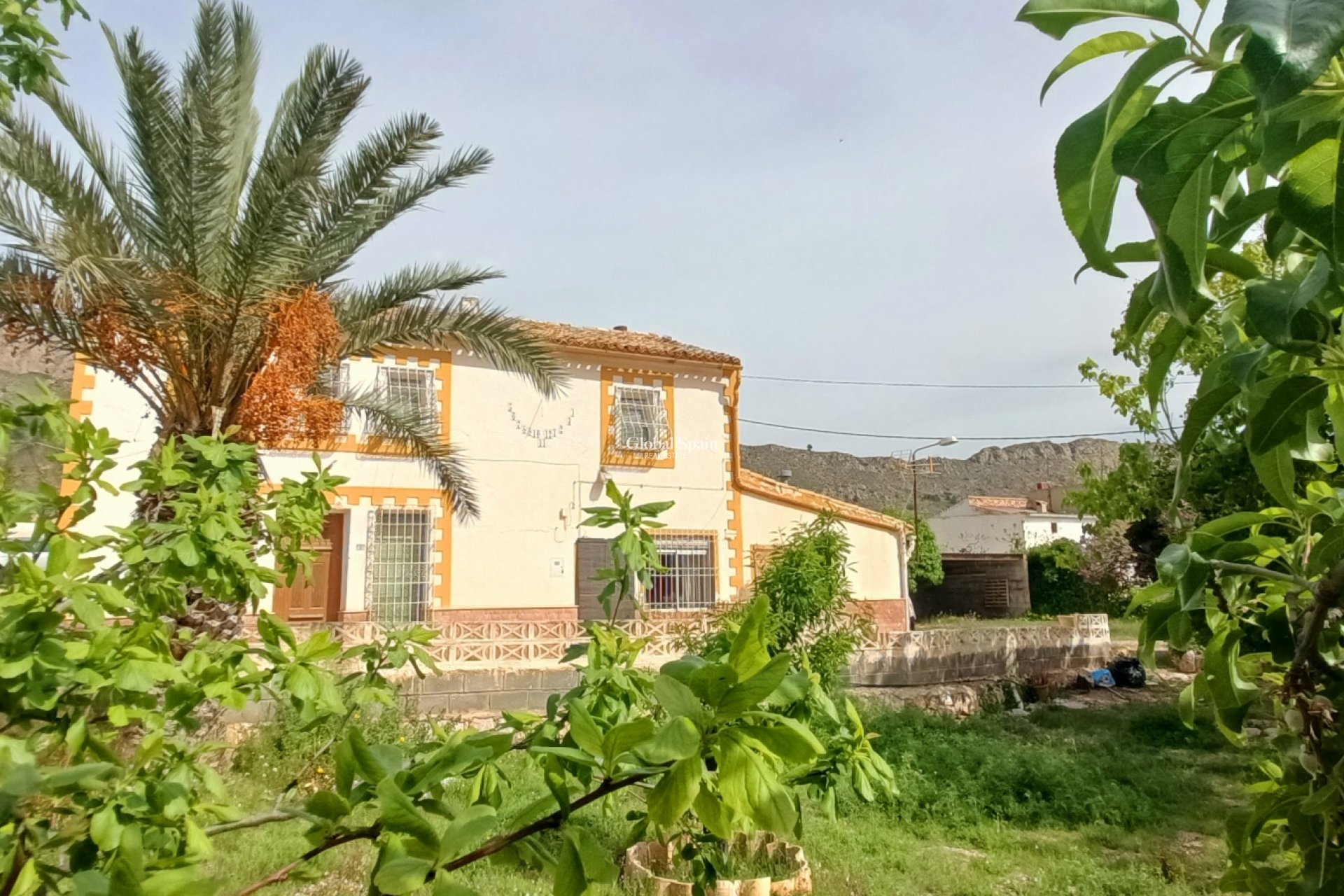Resale - VILLA -
LA ROMANA - Inland