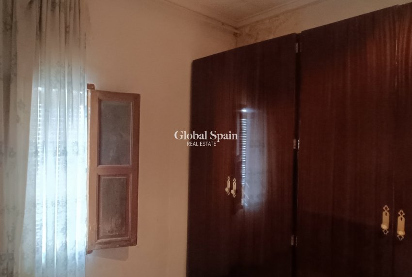 Resale - VILLA -
LA ROMANA - Inland