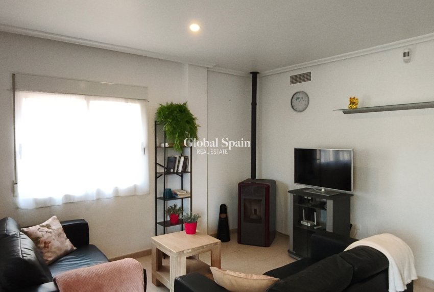 Resale - VILLA -
LA ROMANA - Inland