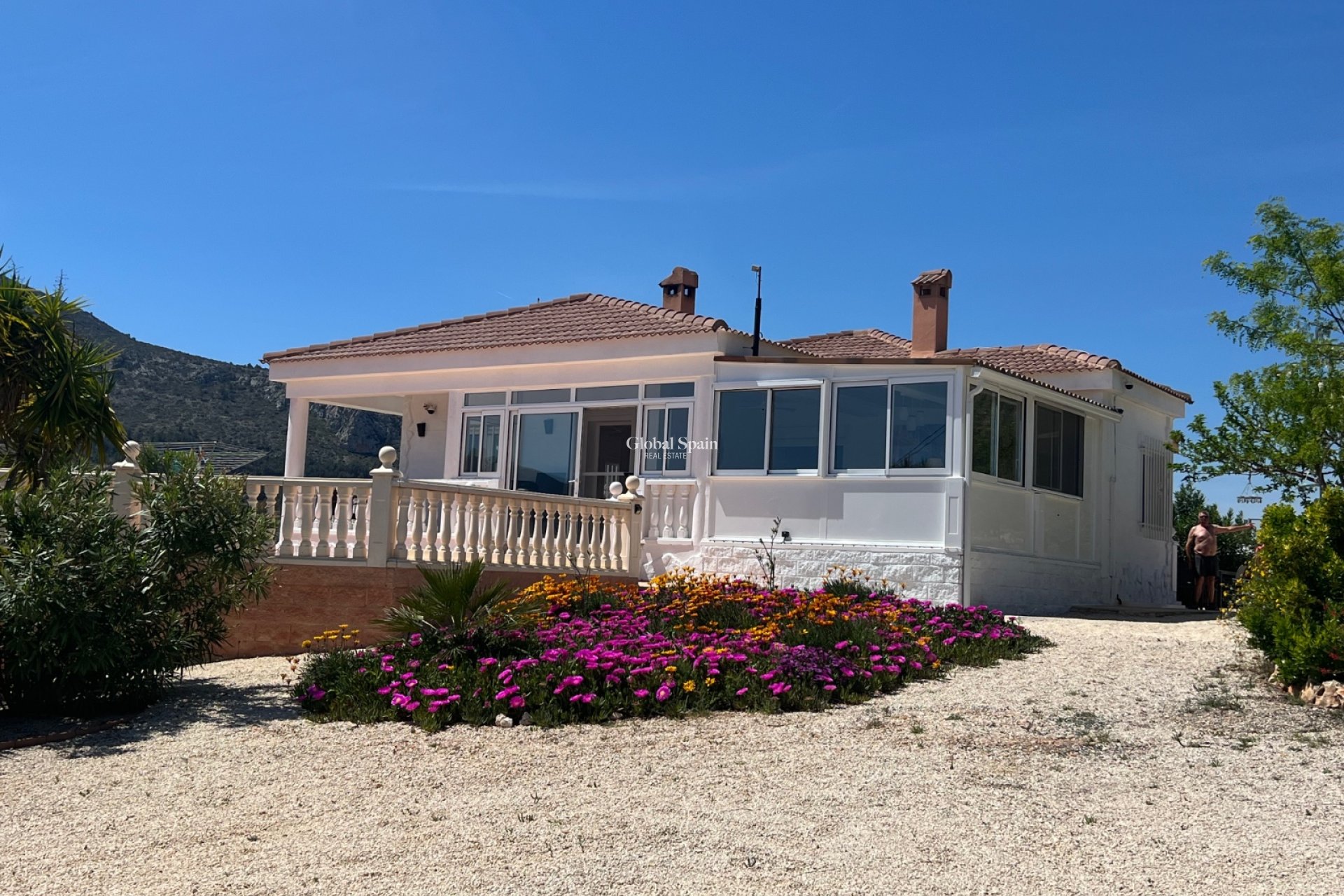 Resale - VILLA -
LA ROMANA - Inland