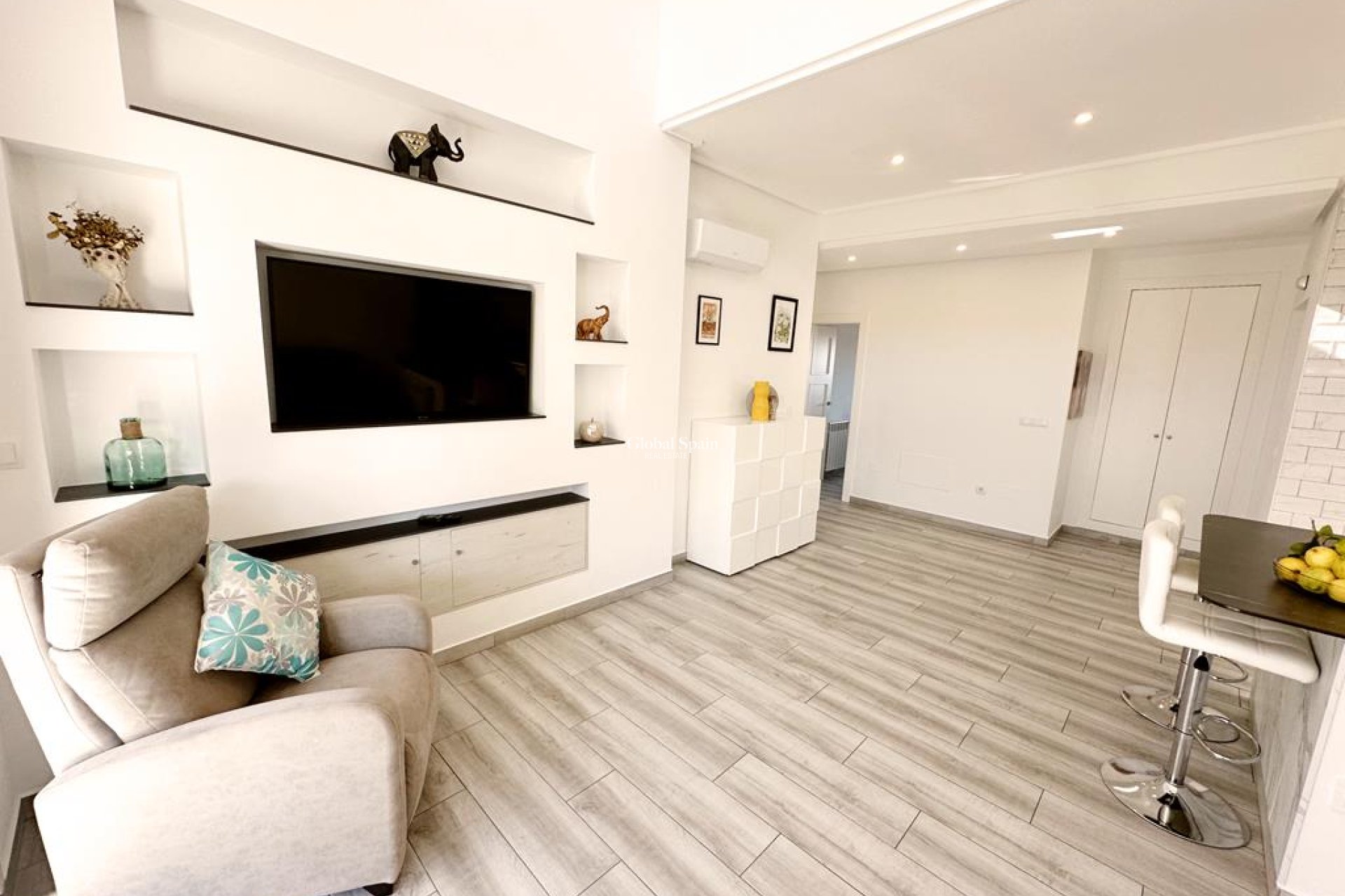 Resale - VILLA -
LA TORRE GOLF RESORT - Inland