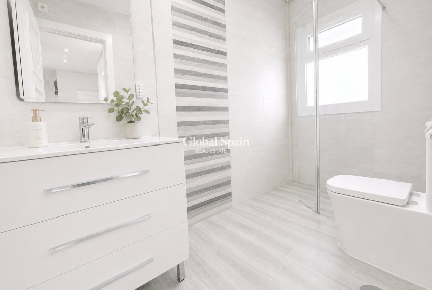 Resale - VILLA -
LA TORRE GOLF RESORT - Inland
