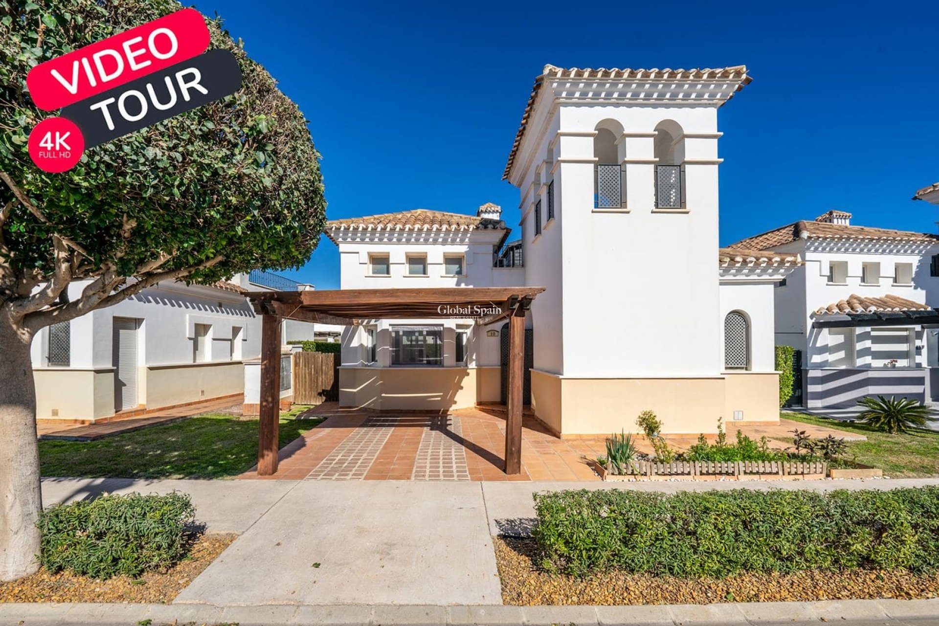 Resale - VILLA -
LA TORRE GOLF RESORT - Inland