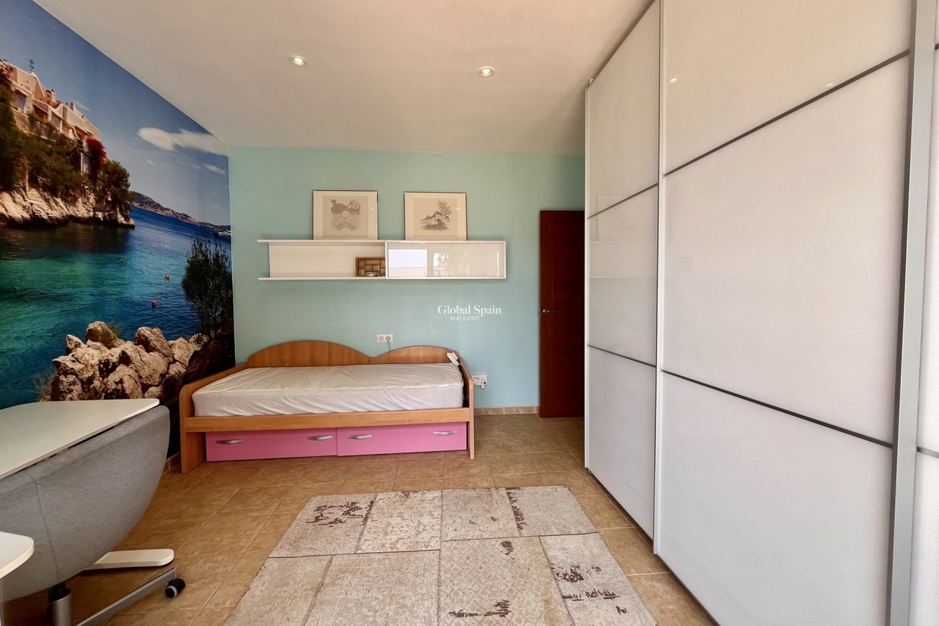 Resale - VILLA -
LA ZENIA - Costa Blanca