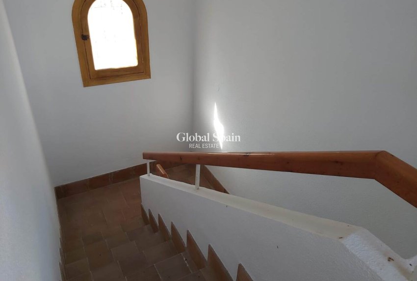 Resale - VILLA -
LA ZENIA - Costa Blanca