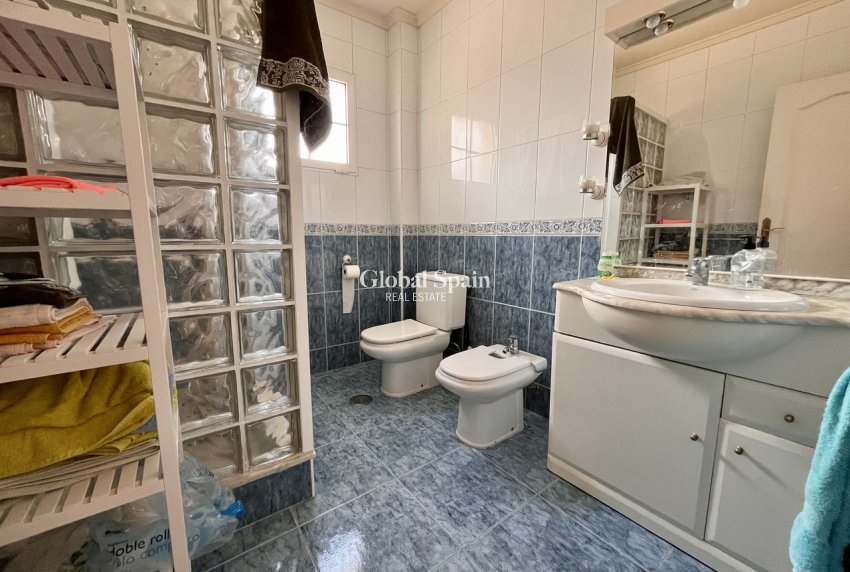 Resale - VILLA -
LA ZENIA - Costa Blanca