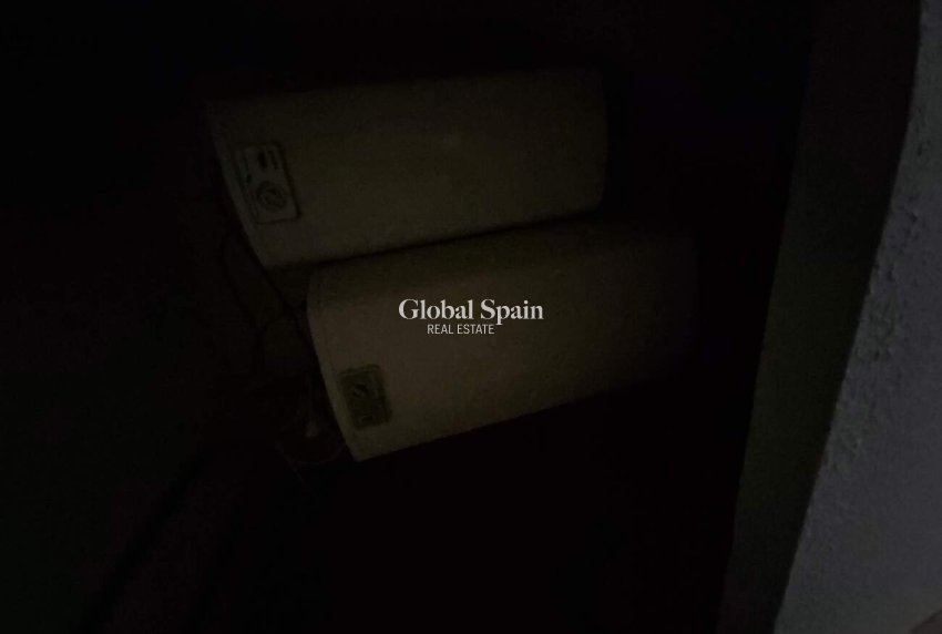 Resale - VILLA -
LA ZENIA - Costa Blanca