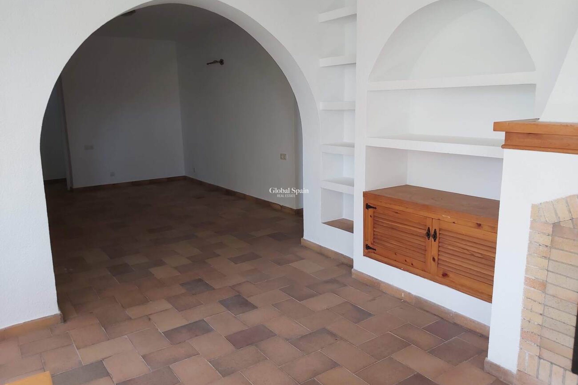 Resale - VILLA -
LA ZENIA - Costa Blanca