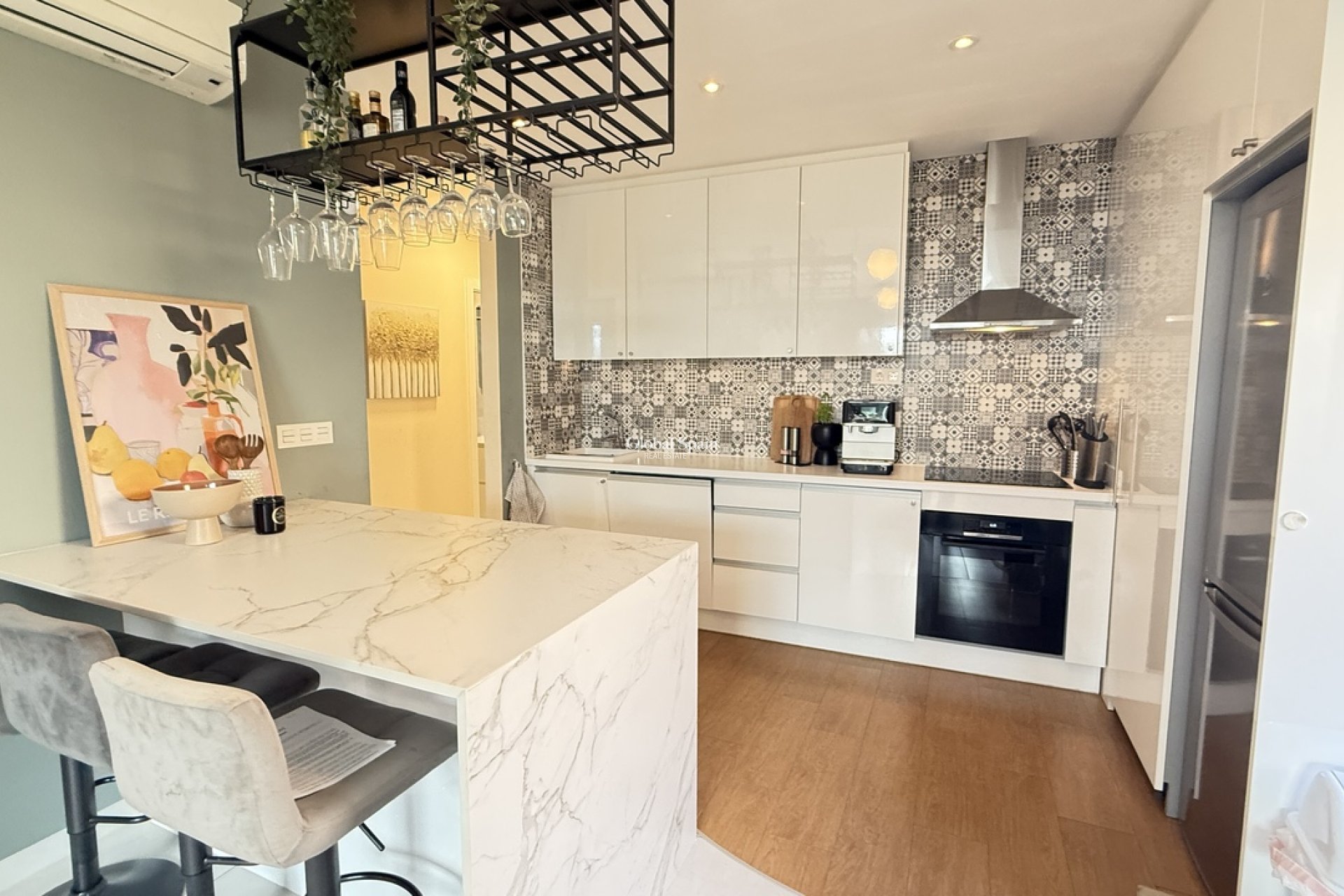 Resale - VILLA -
LA ZENIA - Costa Blanca