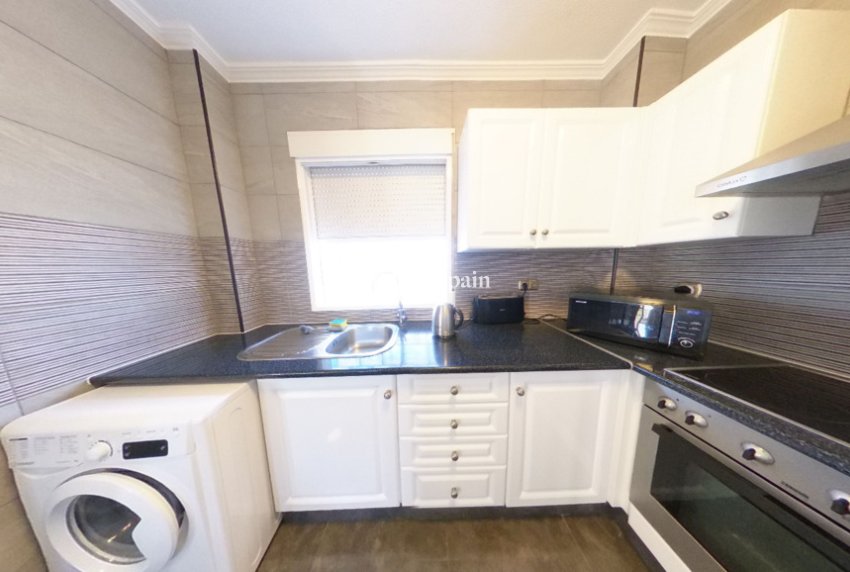 Resale - VILLA -
LA ZENIA - Costa Blanca